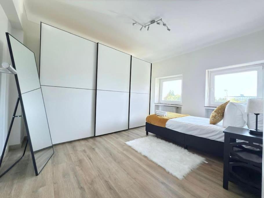 Villa Charming 5bedroom With Gym,garden,parking&terrace-hol15