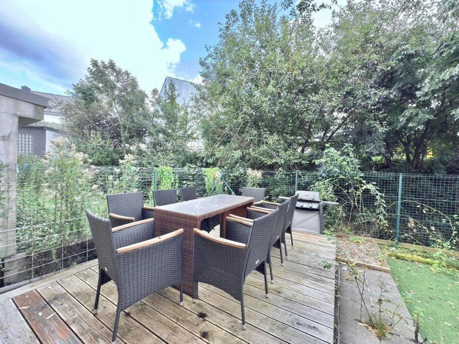Villa Charming 5bedroom With Gym,garden,parking&terrace-hol15 *